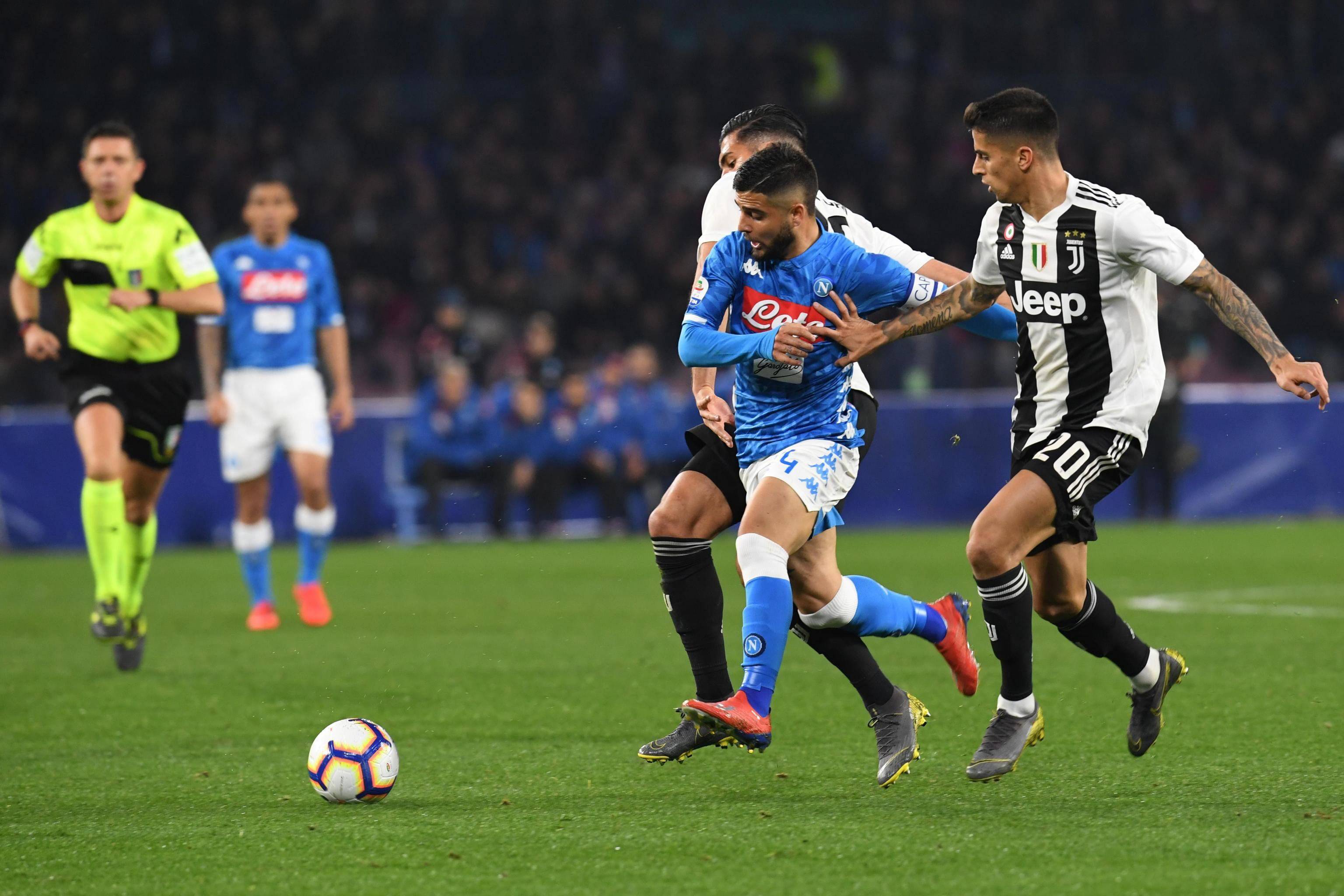 欧国联比赛：尤文图斯负那不勒斯错失联赛冠军